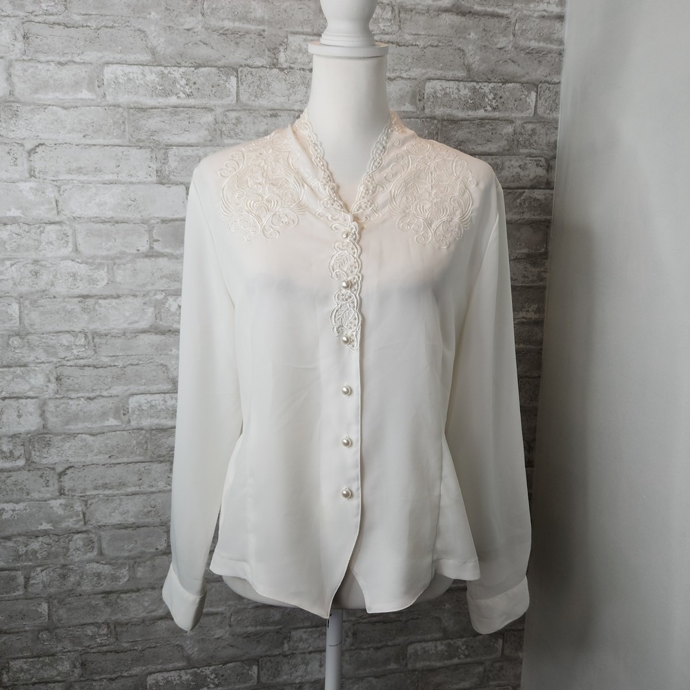 Christie & Jill Vintage Blouse White Embroidered Faux Pearls Grandma Core 10P